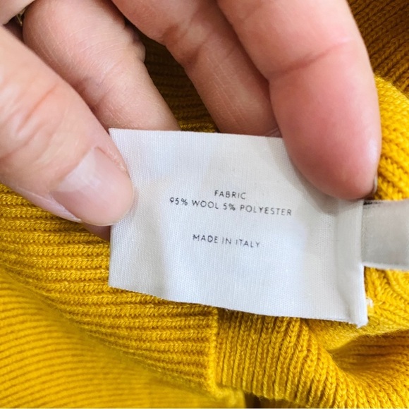 Lemaire V-neck off the shoulder wool top Made in Italy - Picture 8 of 8